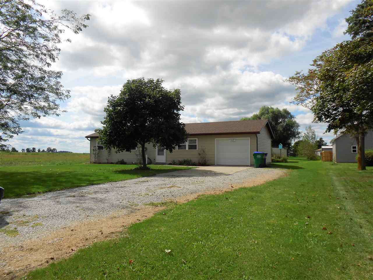 4035 Fahlsing Road Woodburn, IN 46797 - Photo 1 of 24
