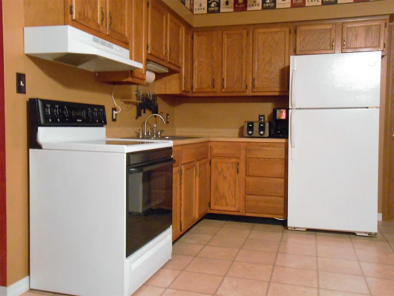 4035 Fahlsing Road Woodburn, IN 46797 - Photo 2 of 24