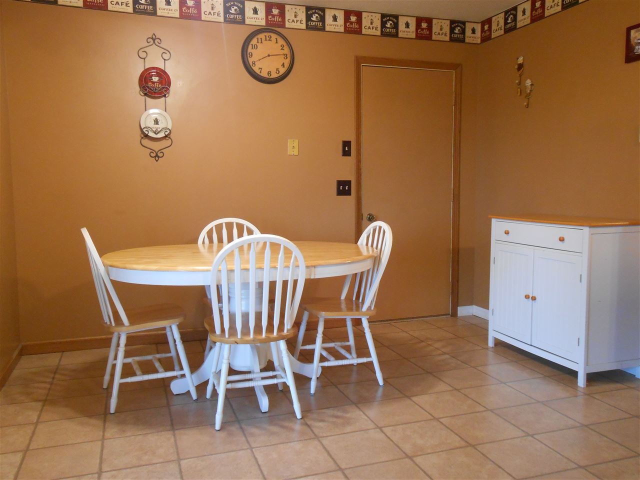 4035 Fahlsing Road Woodburn, IN 46797 - Photo 4 of 24