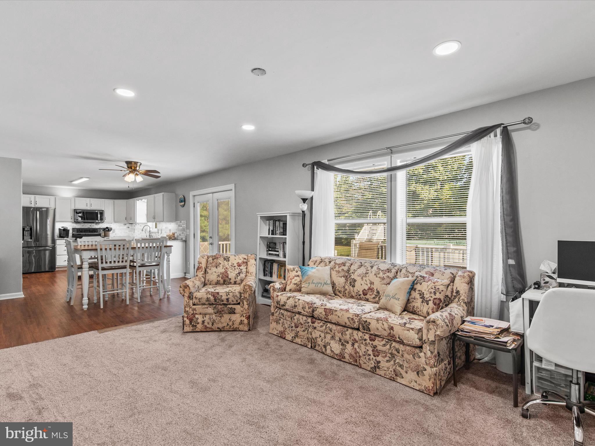 24339 Banks Road Millsboro, DE 19966 - Photo 21 of 40 Family Room