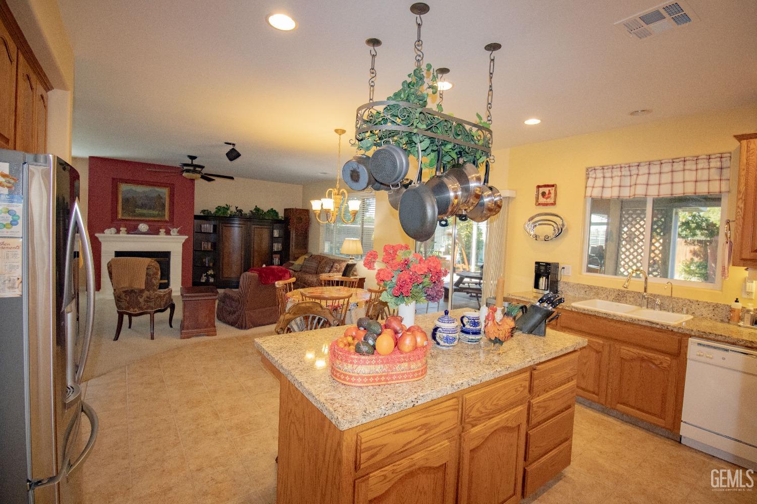 Undisclosed Address Bakersfield, CA 93314 - Photo 11 of 65