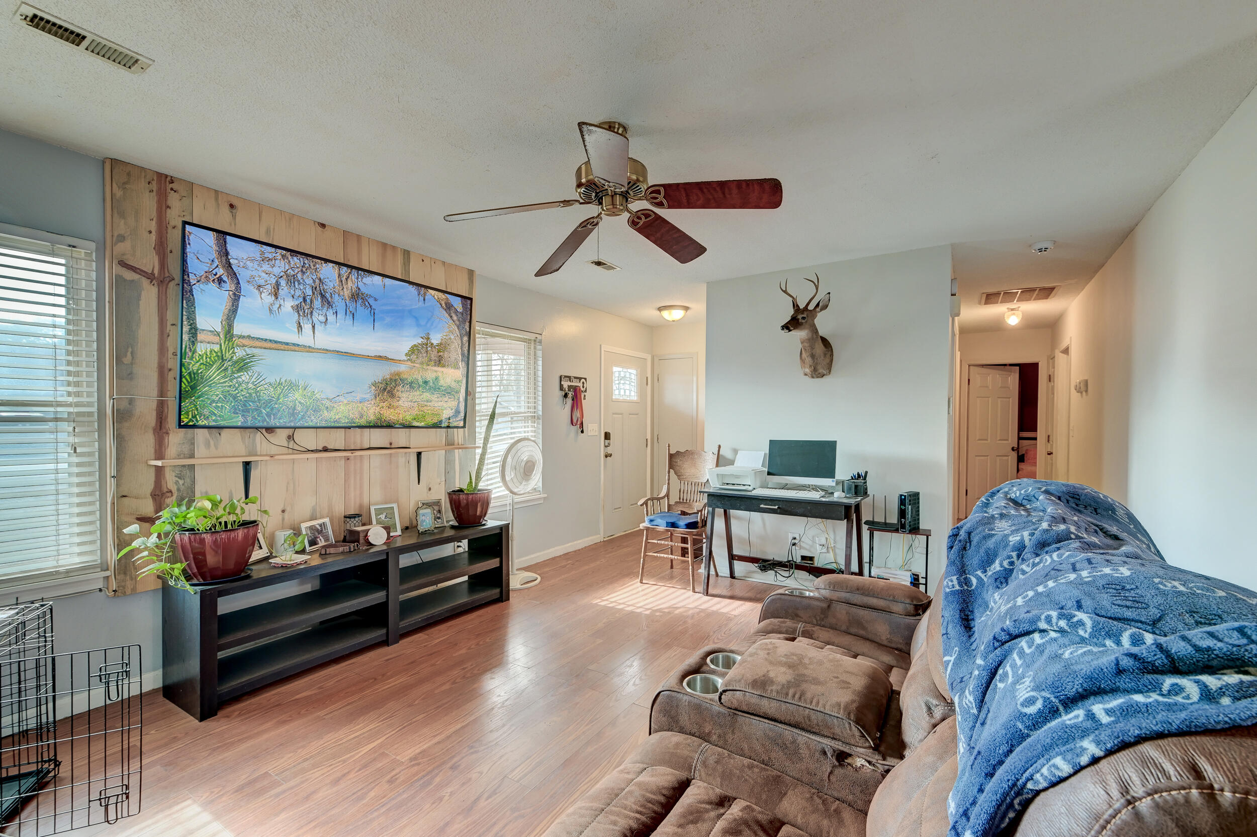 208 Janice Street Goose Creek, SC 29445 - Photo 2 of 32 DSC_7518_19_20_21_22