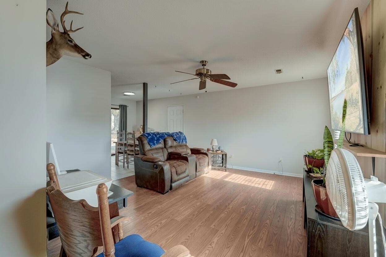 208 Janice Street Goose Creek, SC 29445 - Photo 23 of 32 DSC_7508_09_10_11_12