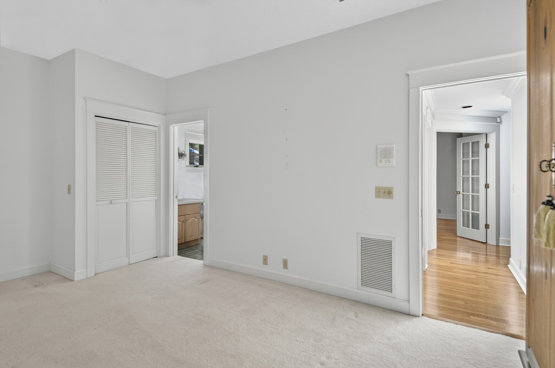 7 Hickory Lane Fernandina Beach, FL 32034 - Photo 29 of 42 a view of an empty room