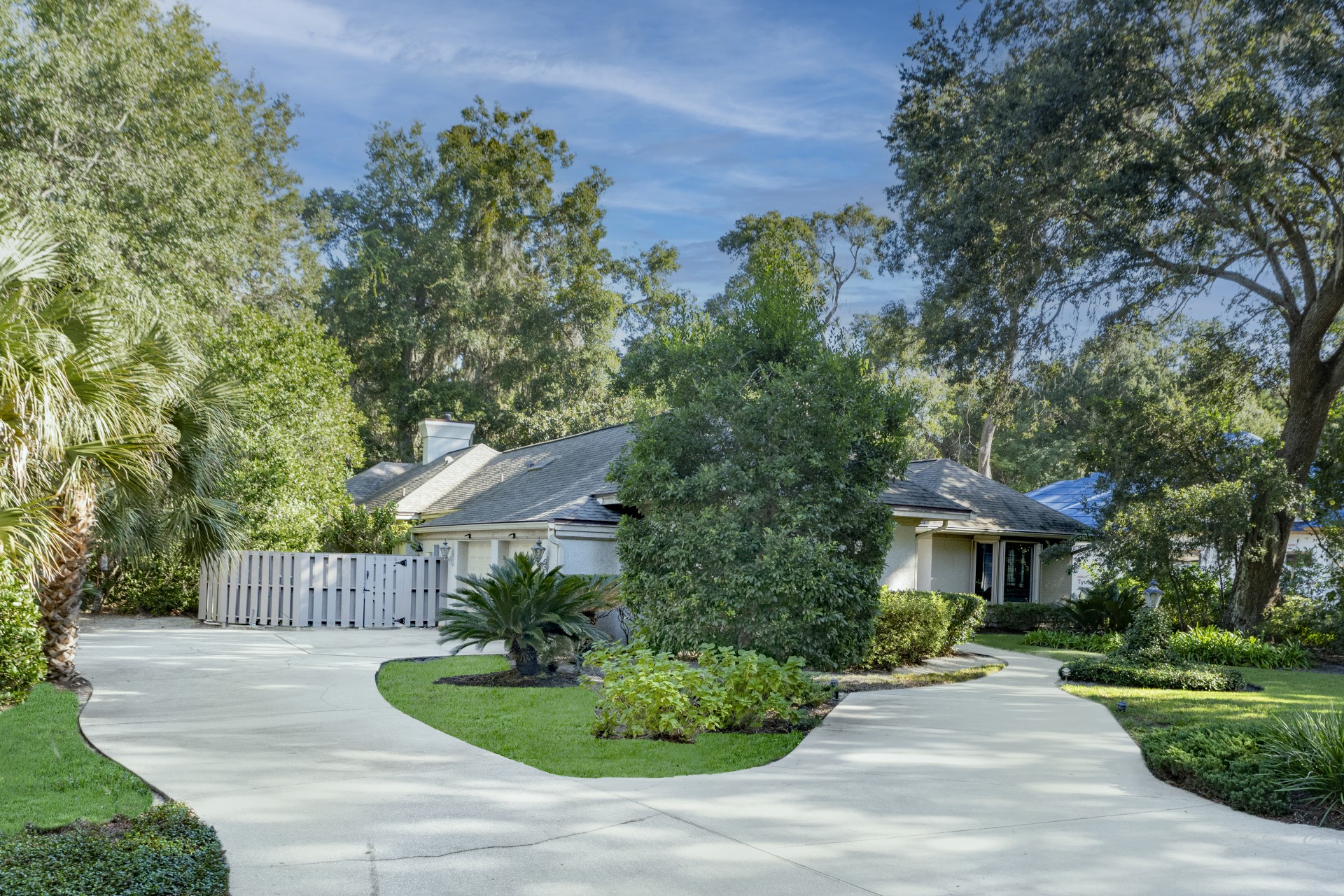 7 Hickory Lane Fernandina Beach, FL 32034 - Photo 39 of 42 a front view of a house with a yard