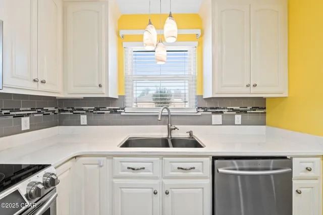 $395,000 | 326 Moore Drive, Lynn Haven, FL 32444