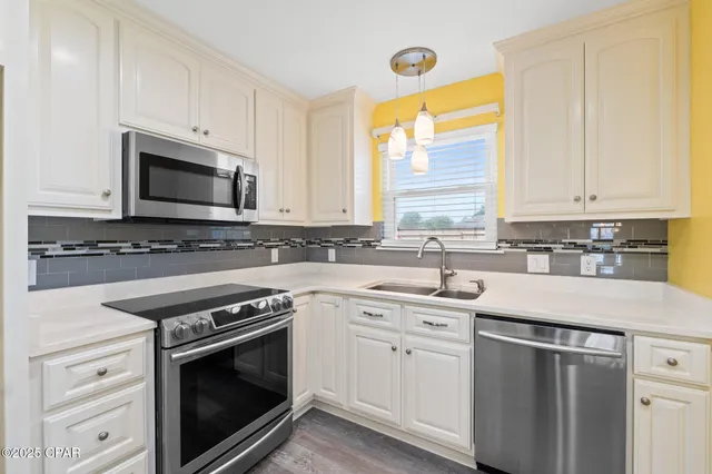 $395,000 | 326 Moore Drive, Lynn Haven, FL 32444