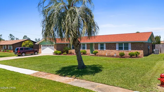 $395,000 | 326 Moore Drive, Lynn Haven, FL 32444