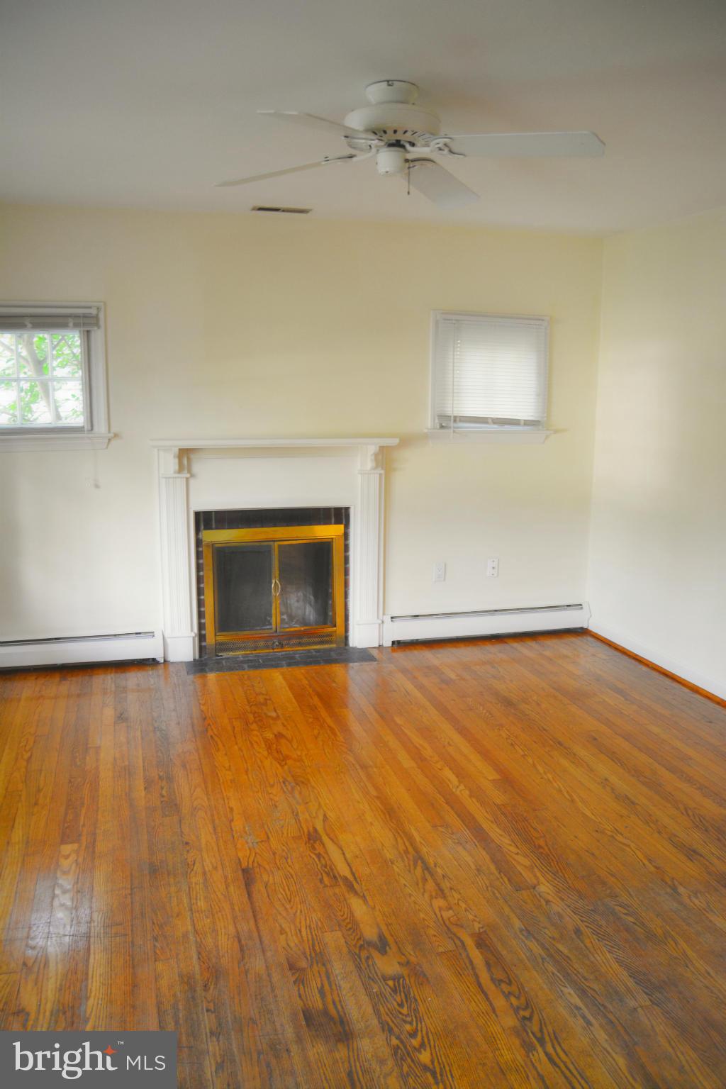4024 Roberts Road Fairfax, VA 22032 - Photo 11 of 20 View