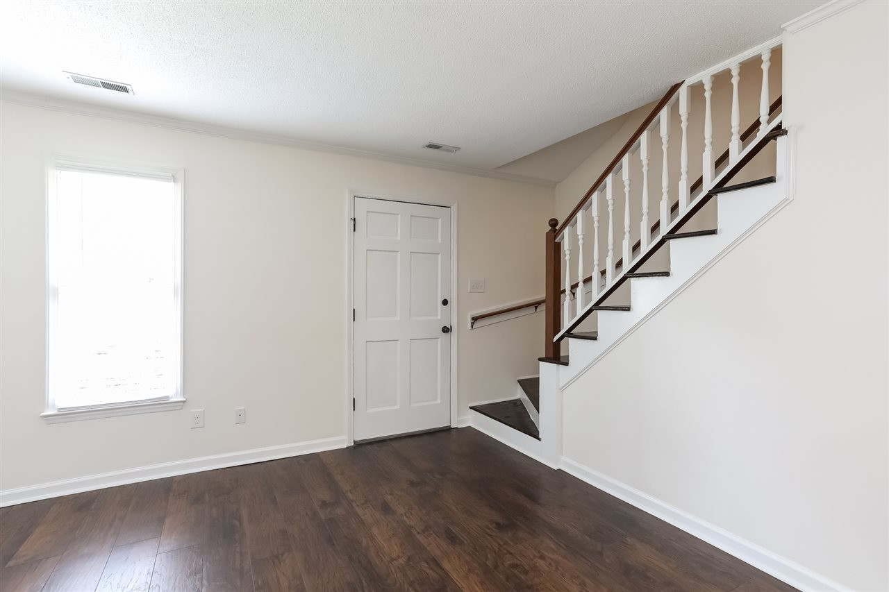 5518 Hamstead Crossing Raleigh, NC 27612 - Photo 6 of 25 Photo 6