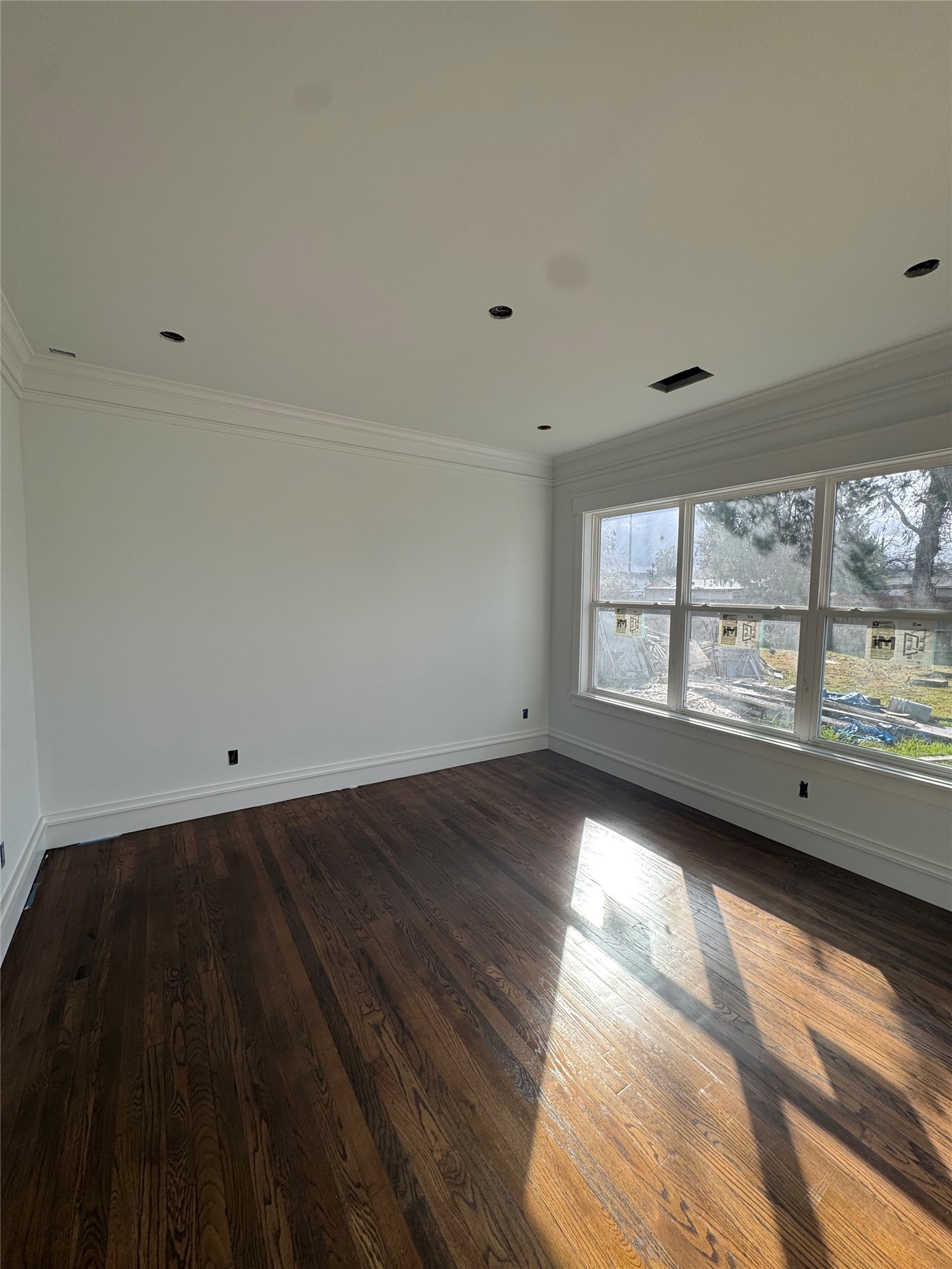 1208 Caplin Street Houston, TX 77022 - Photo 17 of 35 BEDROOM 2