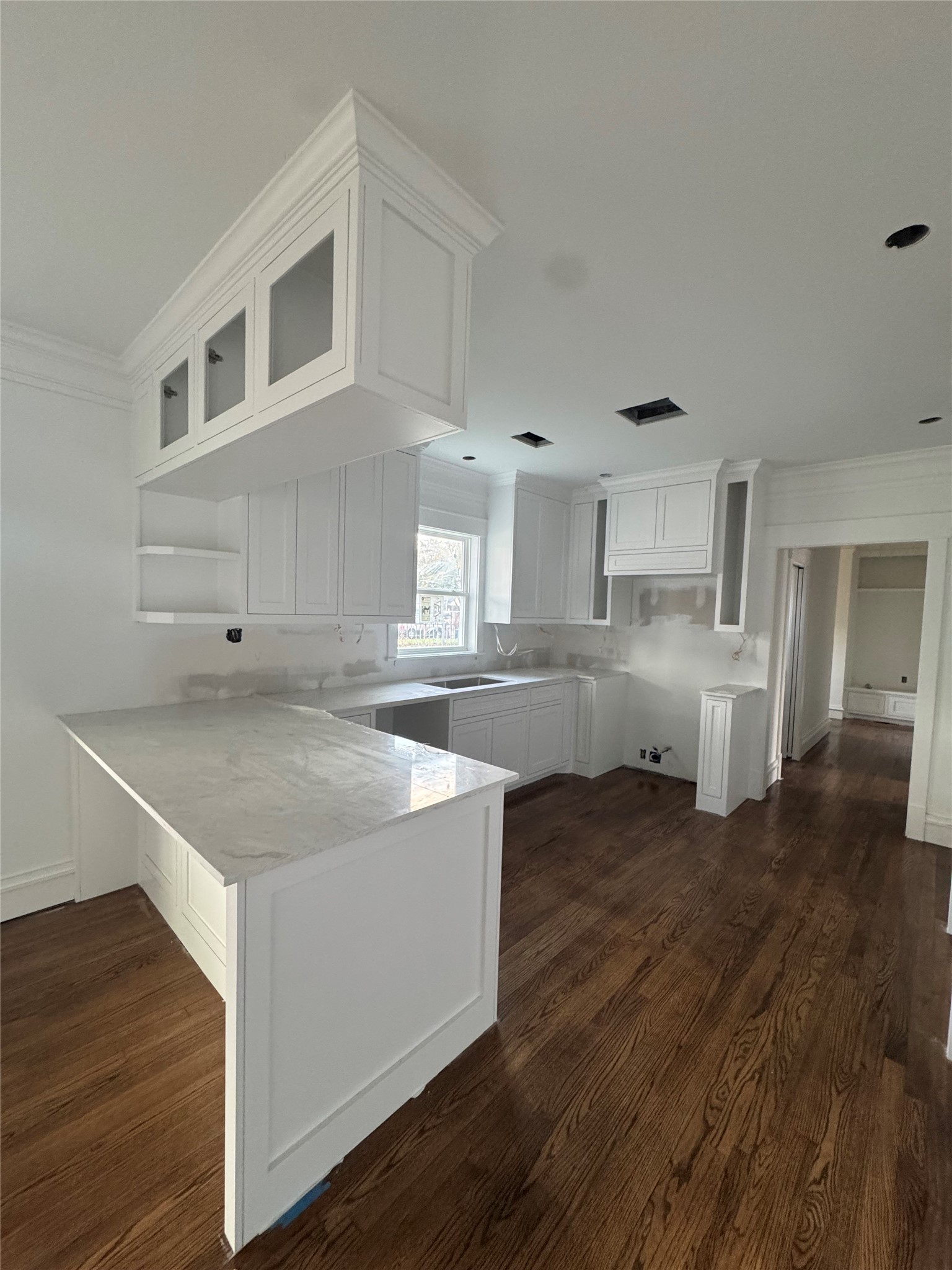 1208 Caplin Street Houston, TX 77022 - Photo 8 of 35