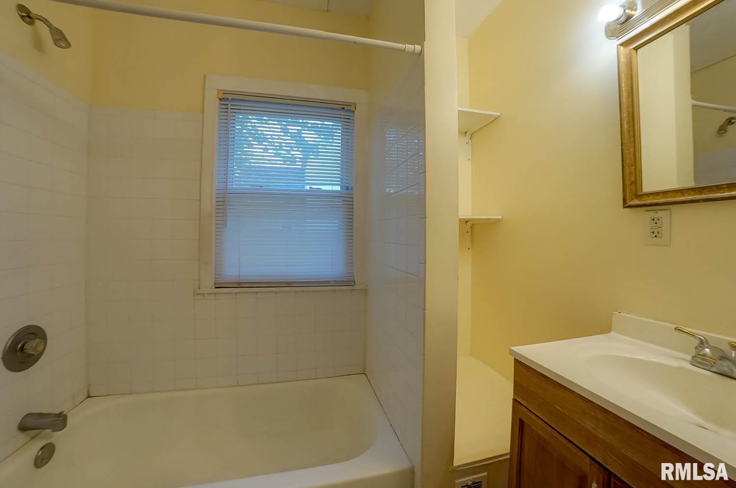 1019 North 4th Street Springfield, IL 62702 - Photo 14 of 29