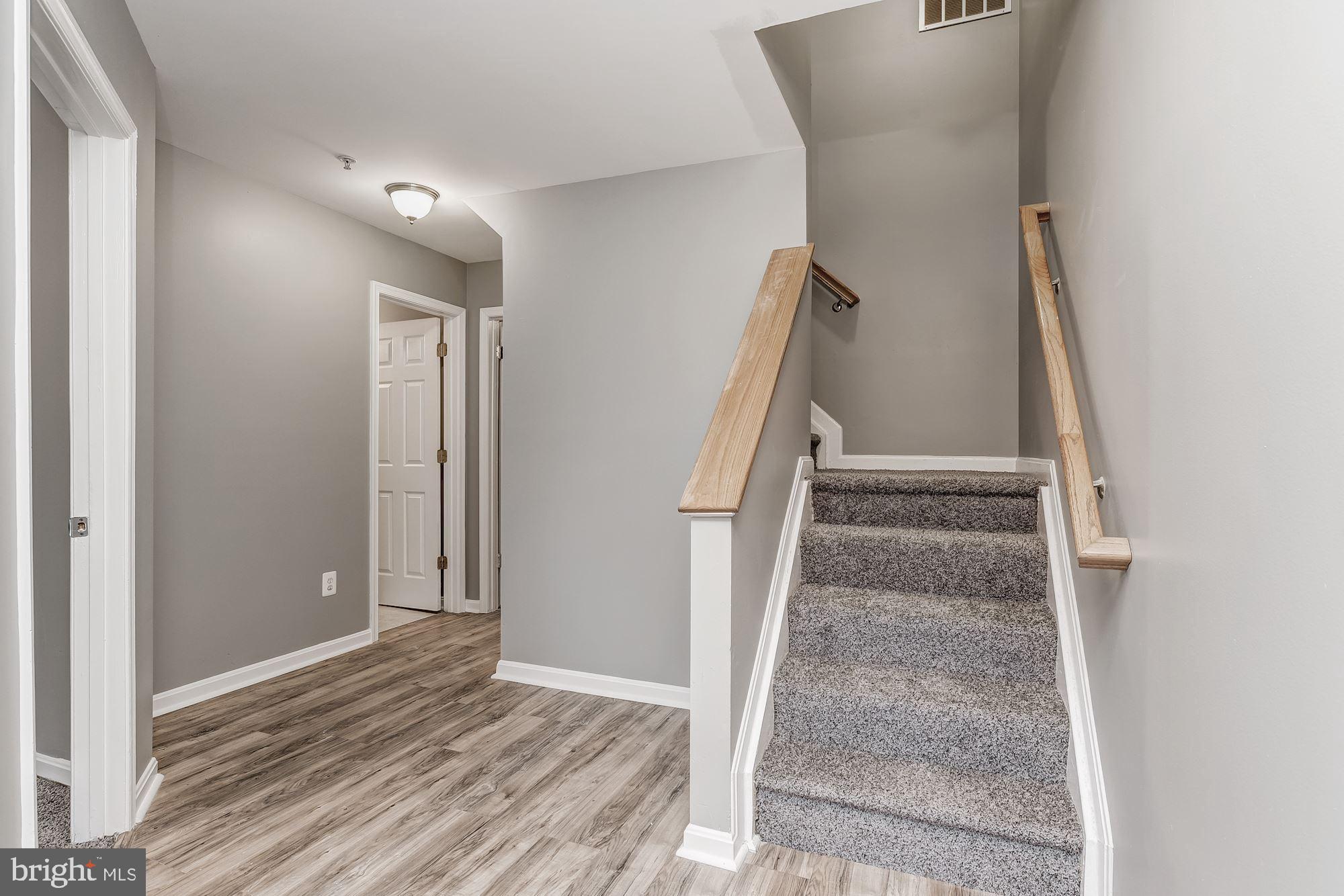 23 Springtide Court Baltimore, MD 21220 - Photo 2 of 33 Two Story Foyer