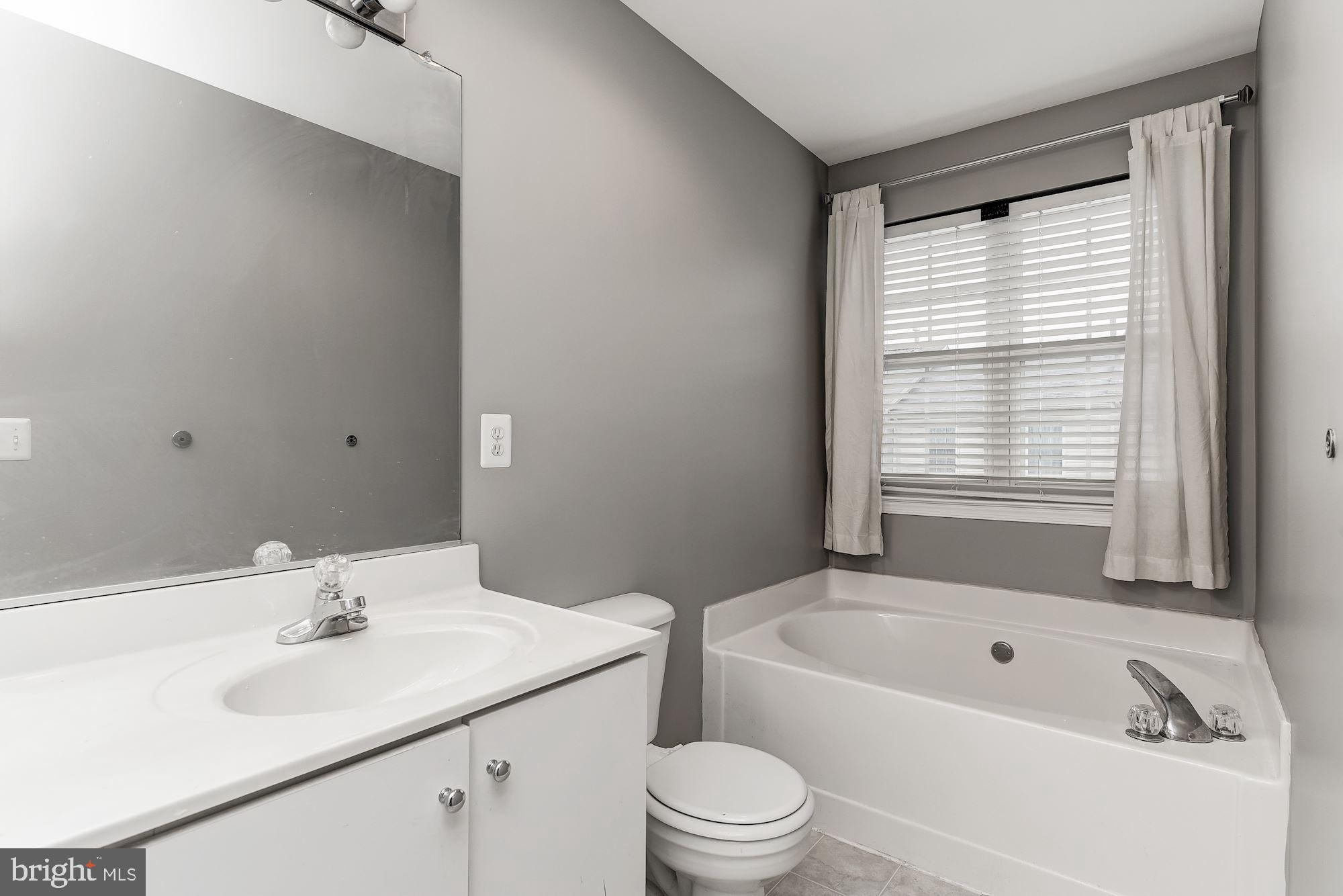 23 Springtide Court Baltimore, MD 21220 - Photo 17 of 33 Master Bath