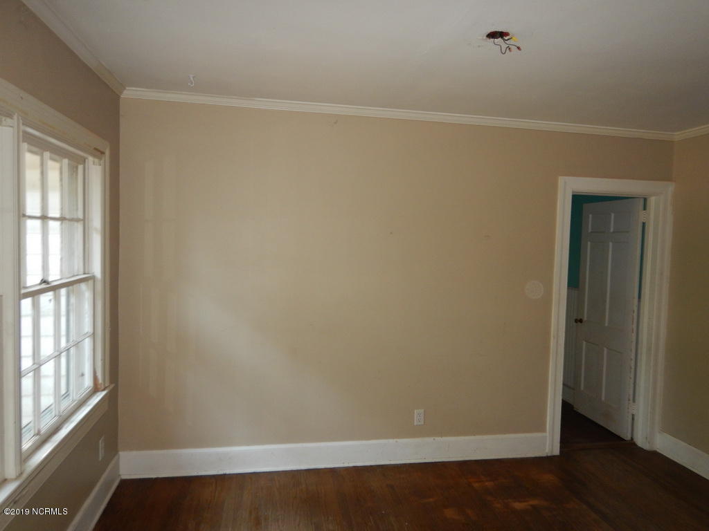 1007 Rhem Street Kinston, NC 28501 - Photo 9 of 15 22 DINETTE