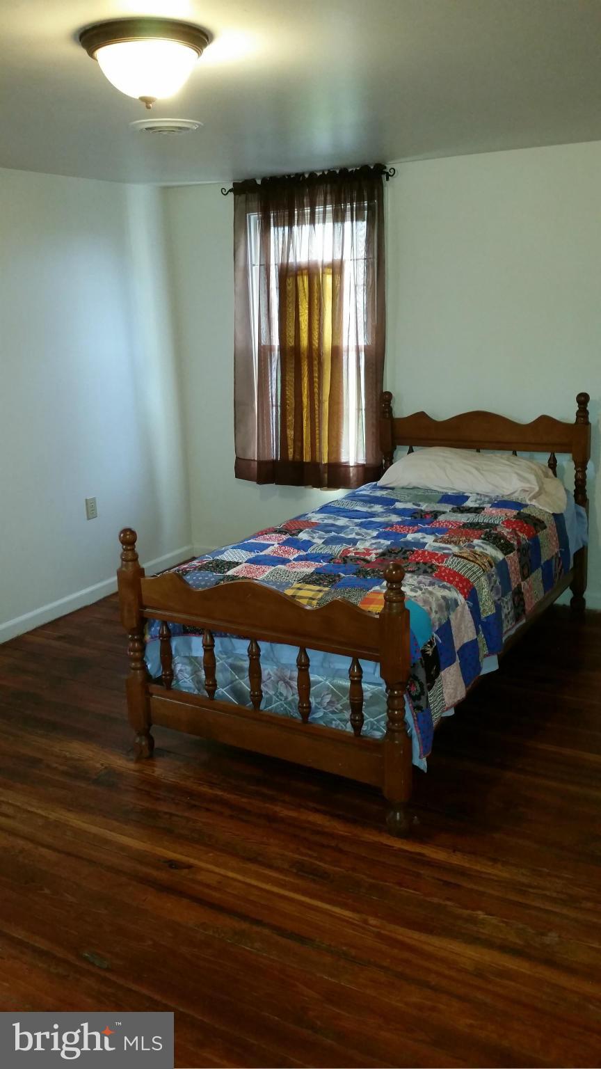 21203 San Mar Road Boonsboro, MD 21713 - Photo 23 of 30 Bedroom