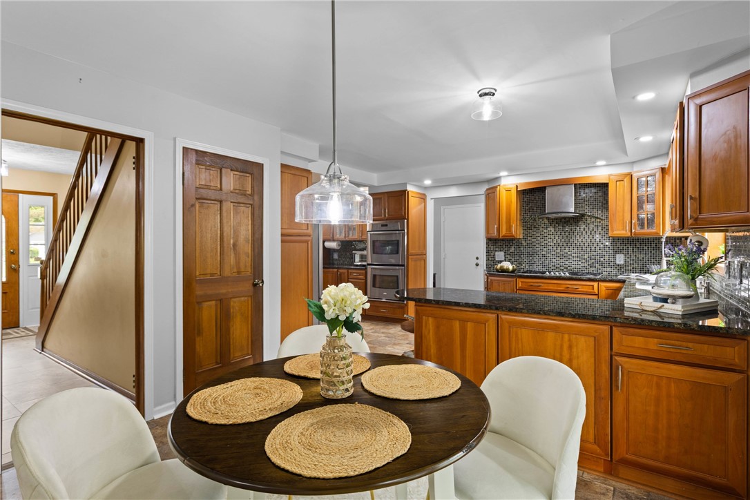 25 Saddle Brook Pittsford, NY 14534 - Photo 16 of 50