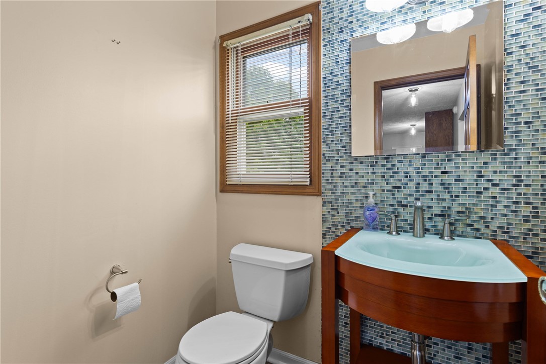 25 Saddle Brook Pittsford, NY 14534 - Photo 23 of 50