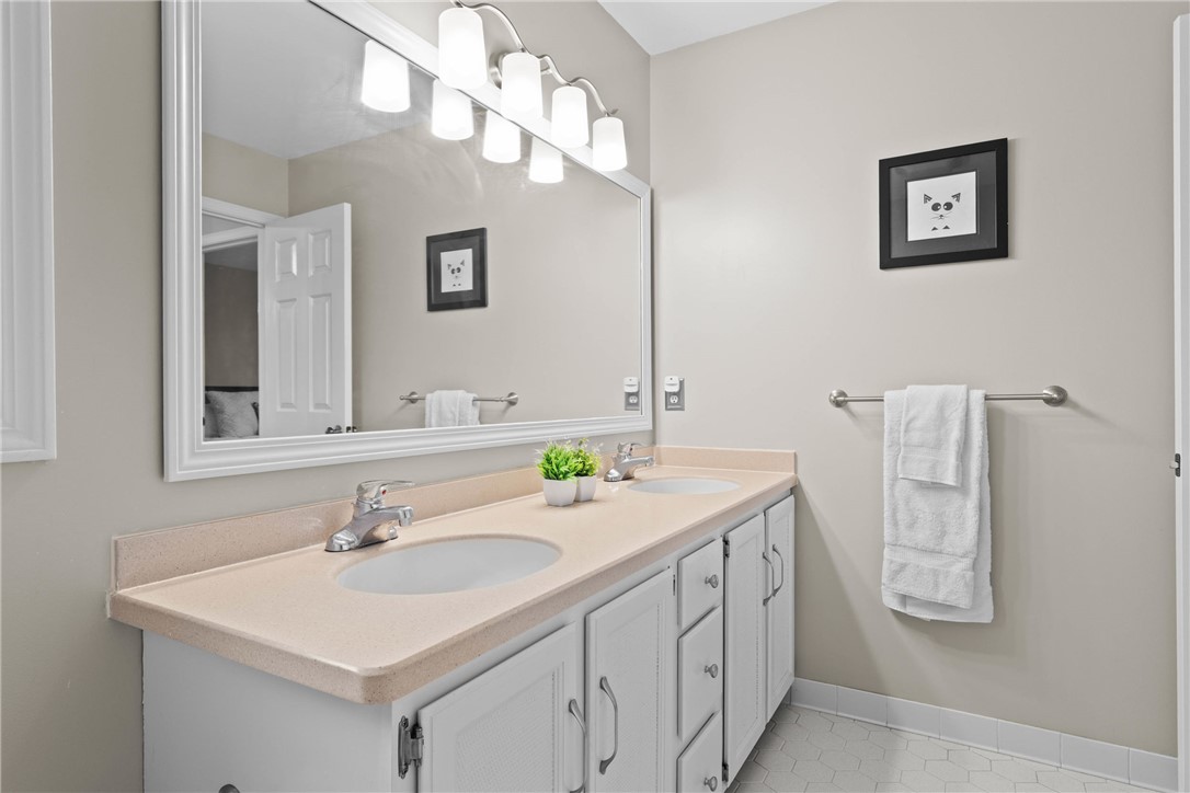 25 Saddle Brook Pittsford, NY 14534 - Photo 32 of 50