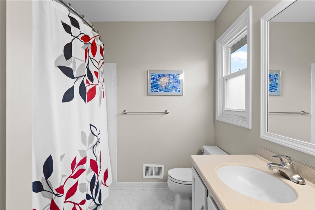 25 Saddle Brook Pittsford, NY 14534 - Photo 33 of 50