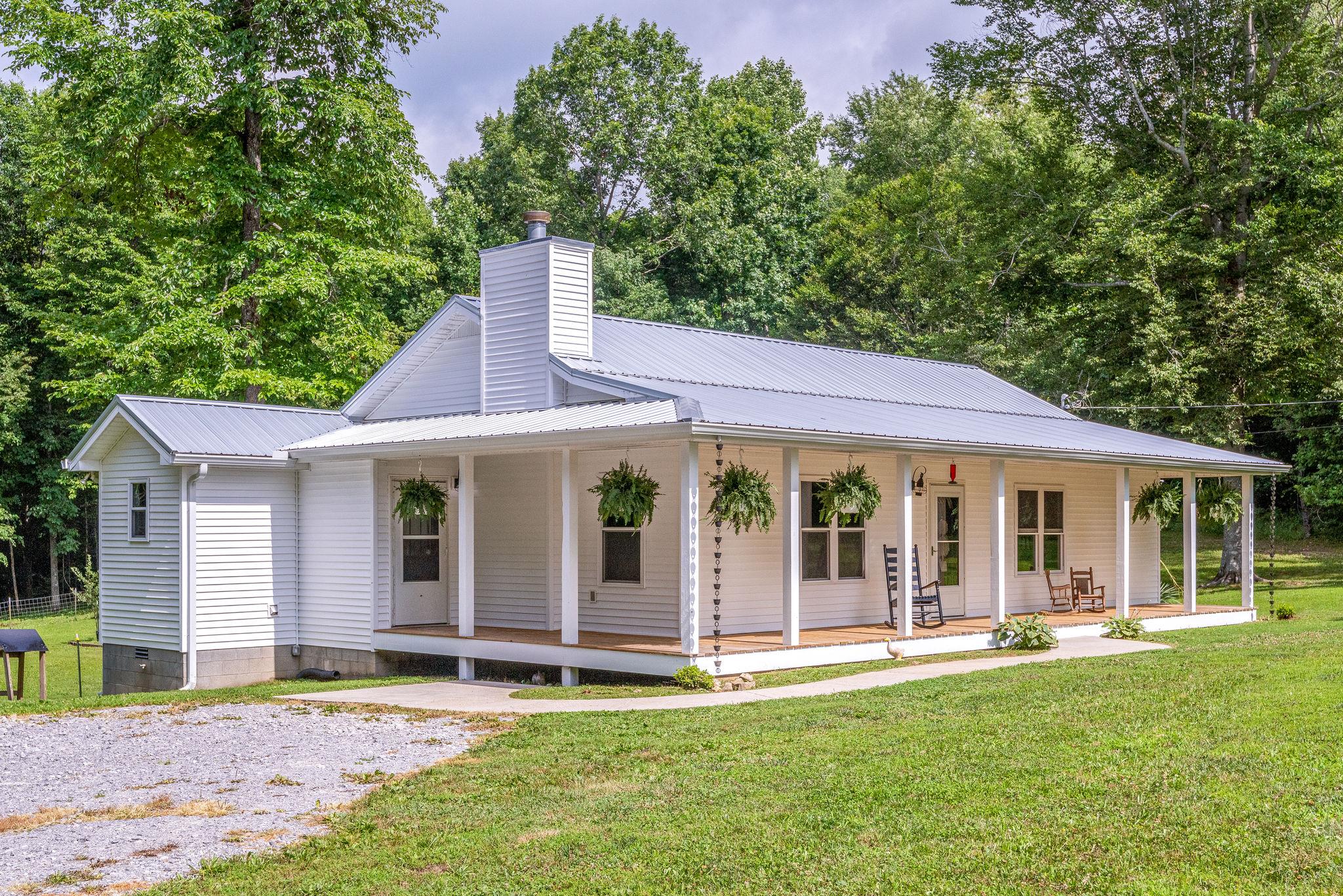 321 Murrell Road Dickson, TN 37055 - Photo 5 of 28