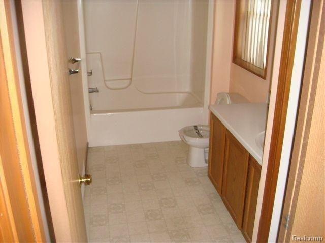 2947 Reeves Road Memphis, MI 48041 - Photo 8 of 16 DSC07863 (Small)