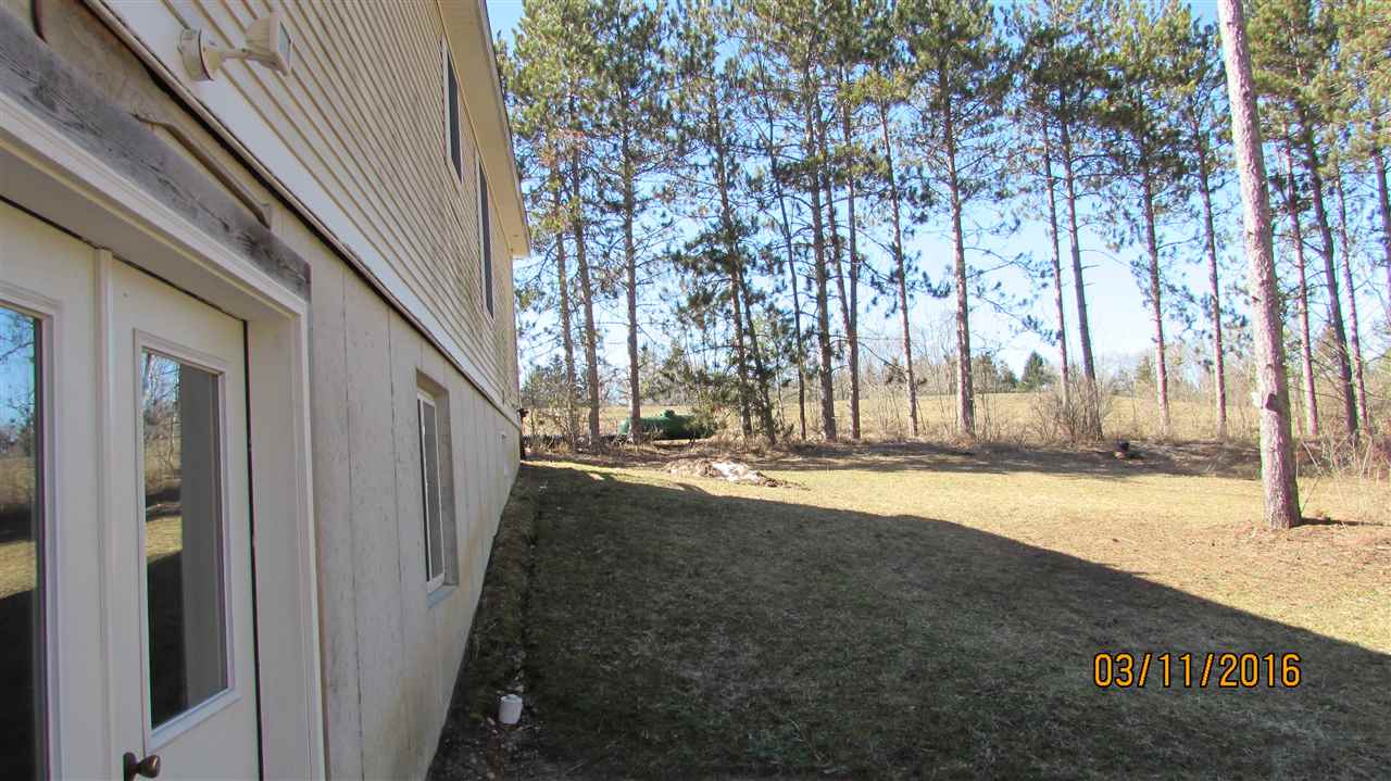 1244 Hoch Road Traverse City, MI 49696 - Photo 11 of 36 1830274-13.JPG