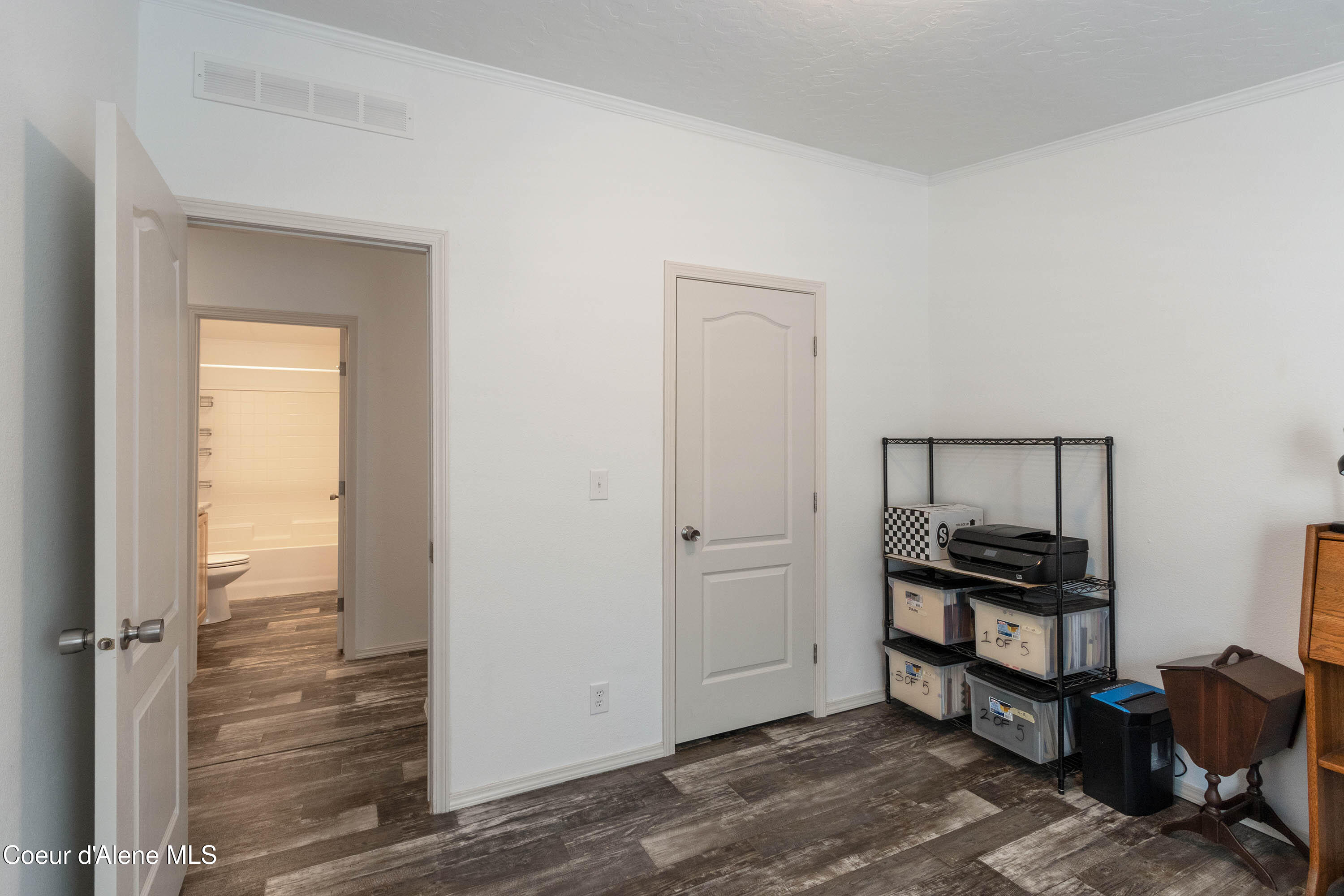 533 Artisan Way Sandpoint, ID 83864 - Photo 11 of 40 BedroomCloset