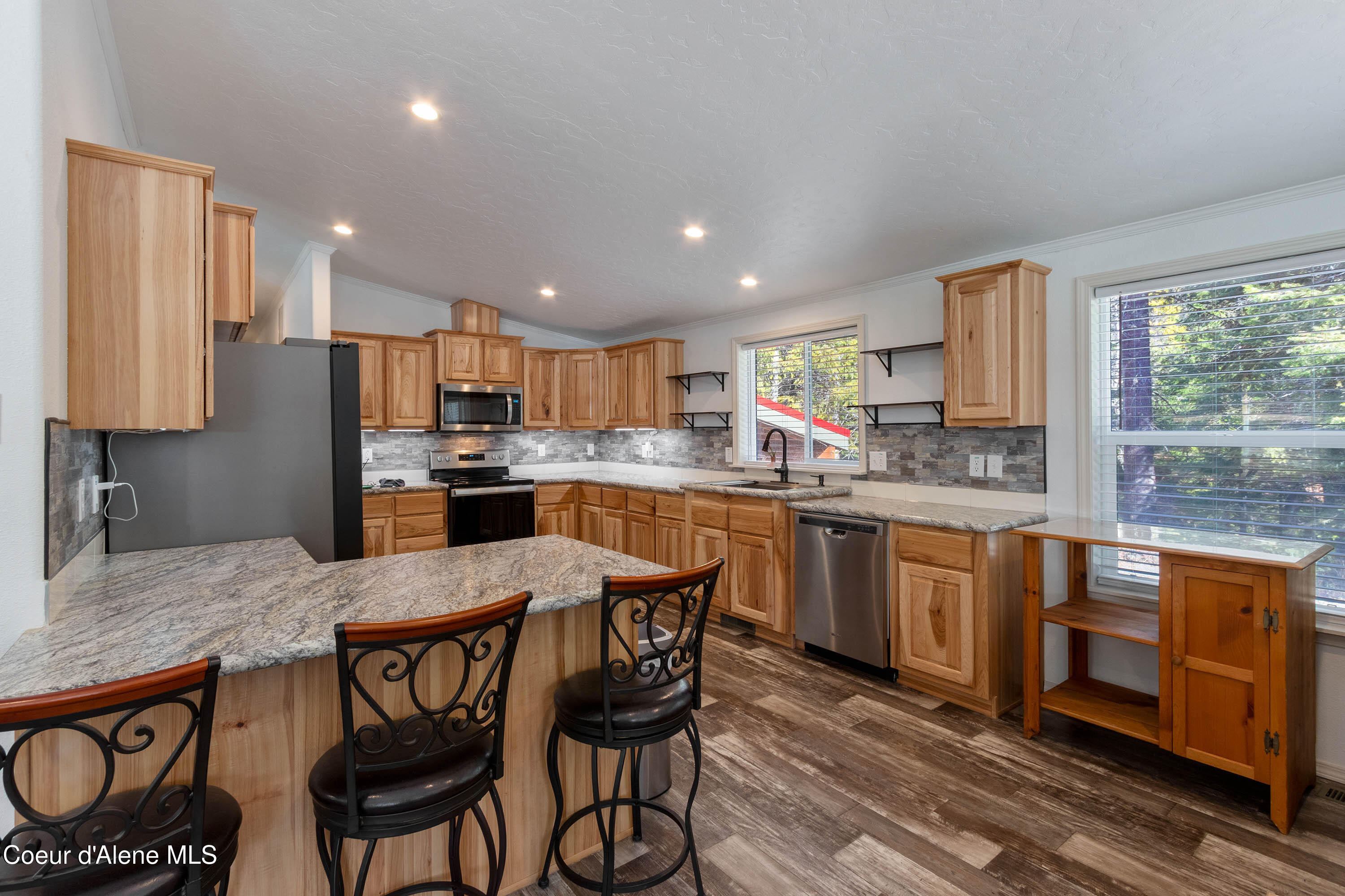 533 Artisan Way Sandpoint, ID 83864 - Photo 16 of 40 Kitchen Wide