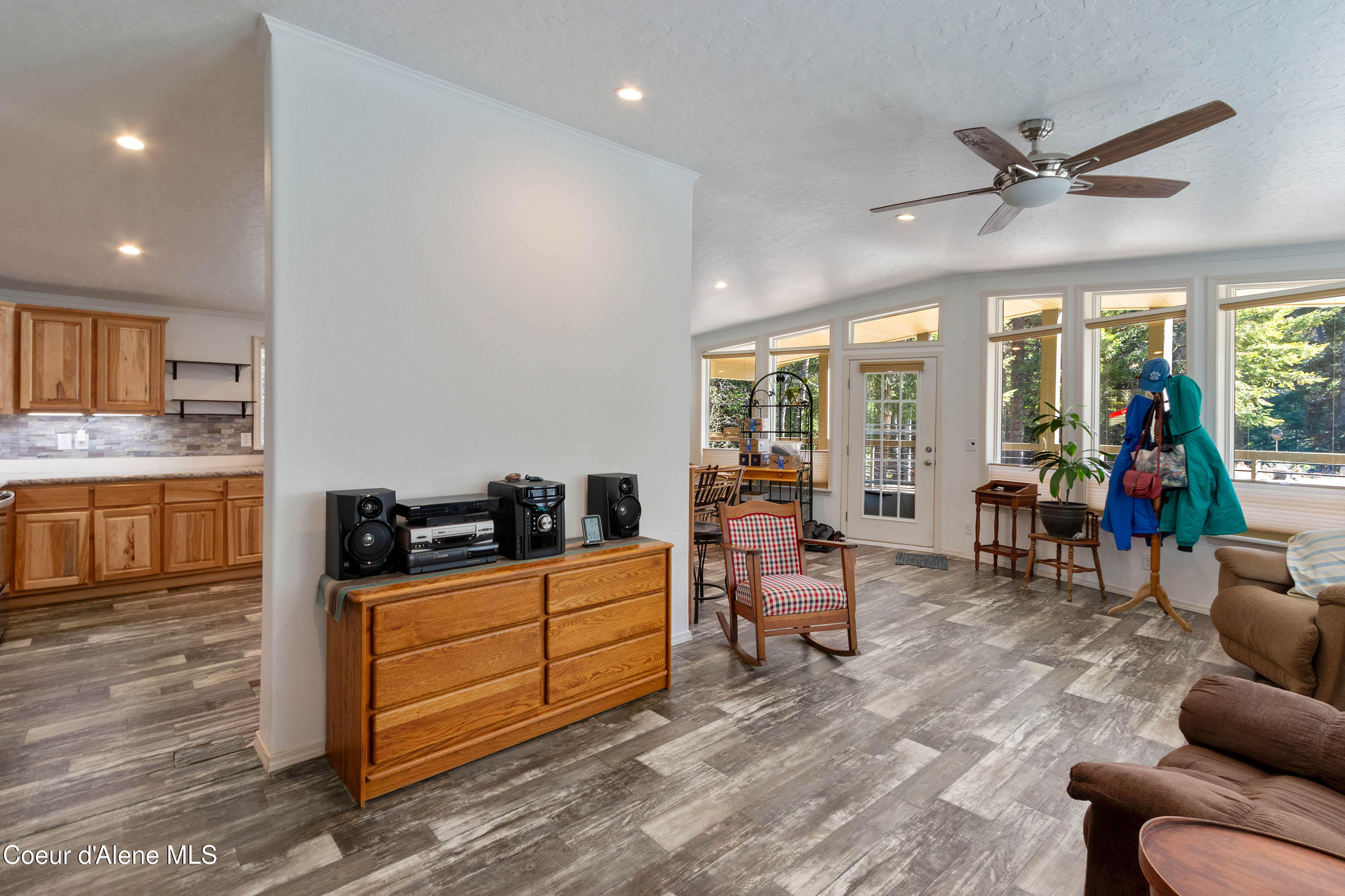 533 Artisan Way Sandpoint, ID 83864 - Photo 20 of 40 Living Area