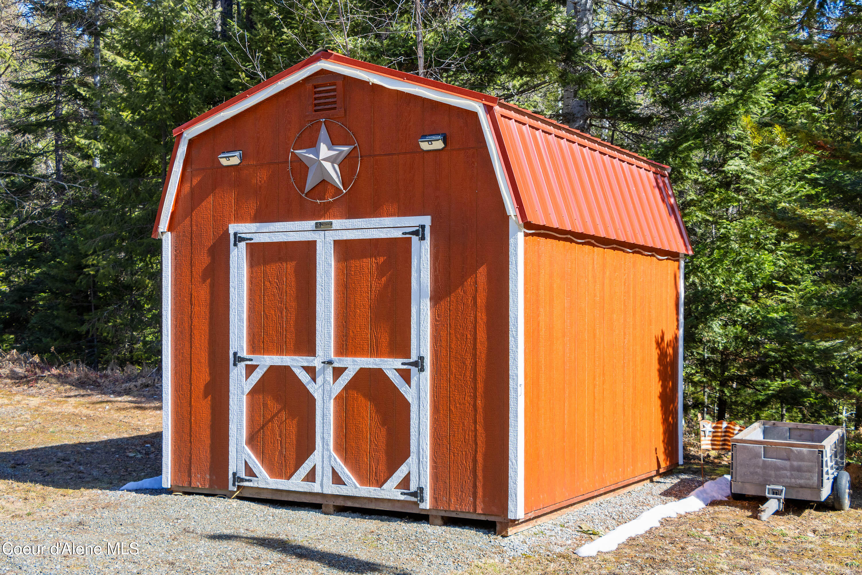 533 Artisan Way Sandpoint, ID 83864 - Photo 36 of 40 Storage Shed