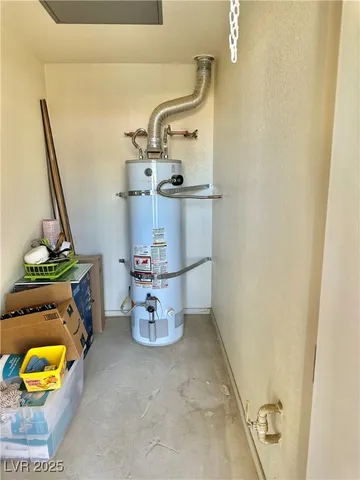 $1,200 | 7119 South Durango Drive, Unit 305, Las Vegas, NV 89113