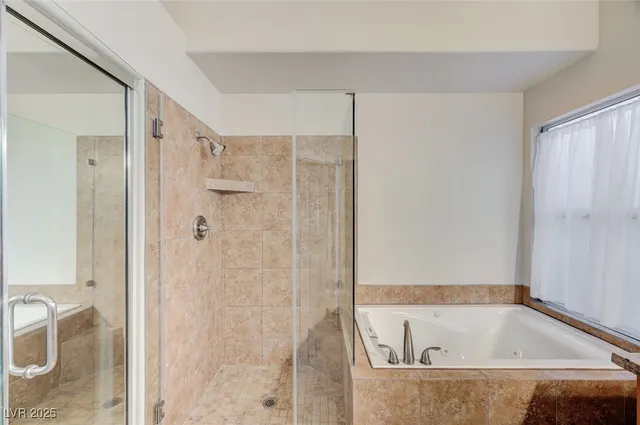 $2,800 | 2011 Summerside Court, Henderson, NV 89012