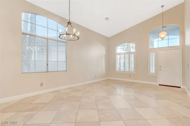 $2,800 | 2011 Summerside Court, Henderson, NV 89012