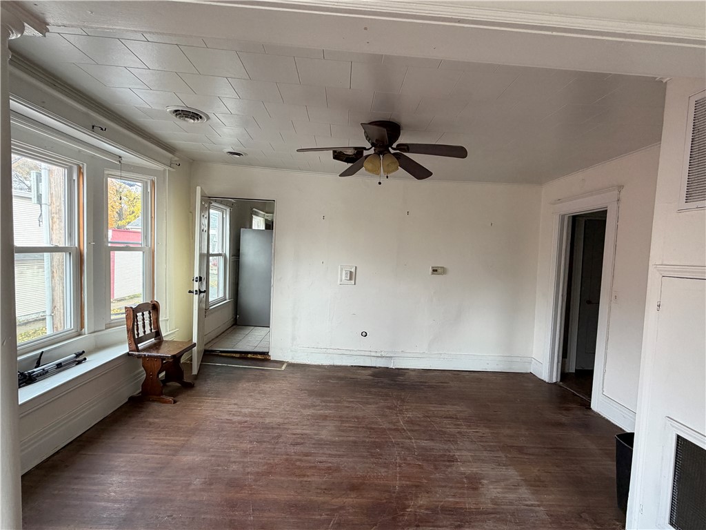 764 Jay Street Rochester, NY 14606 - Photo 18 of 34