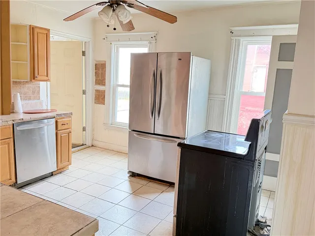 $190,900 | 764 Jay Street, Rochester, NY 14606