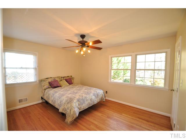 507 East Cornwall Road Cary, NC 27511 - Photo 12 of 25 Gallery Image 12