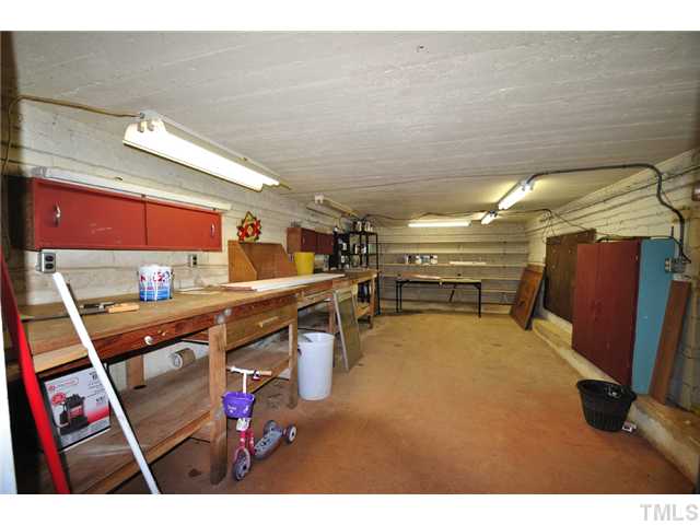 507 East Cornwall Road Cary, NC 27511 - Photo 18 of 25 Gallery Image 18