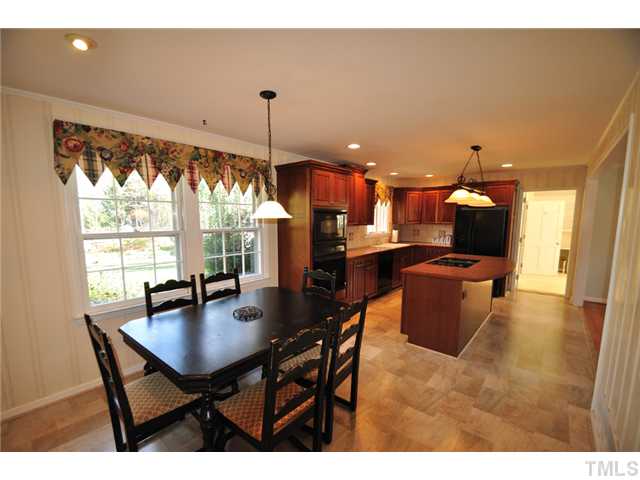 507 East Cornwall Road Cary, NC 27511 - Photo 8 of 25 Gallery Image 8