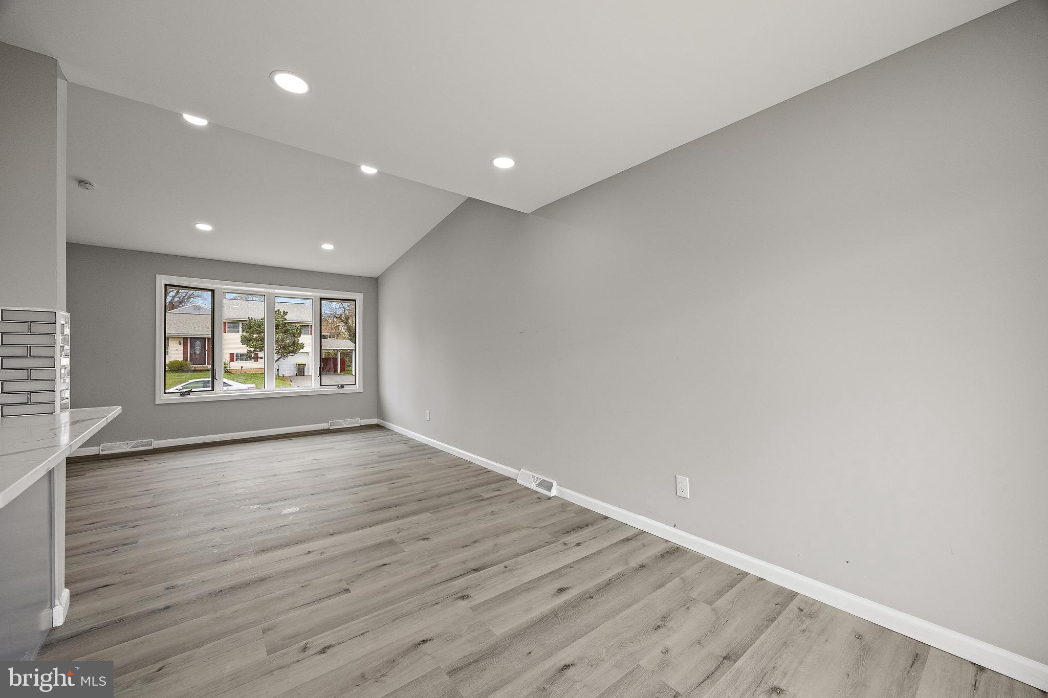 20 East Dickens Road Claymont, DE 19703 - Photo 6 of 30