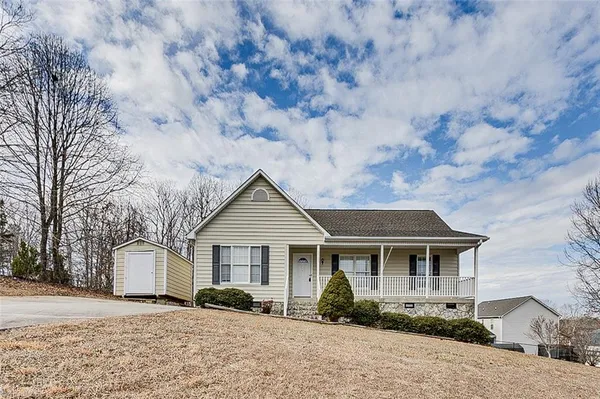 $239,500 | 2585 Peppertree Ridge Road, Randleman, NC 27317