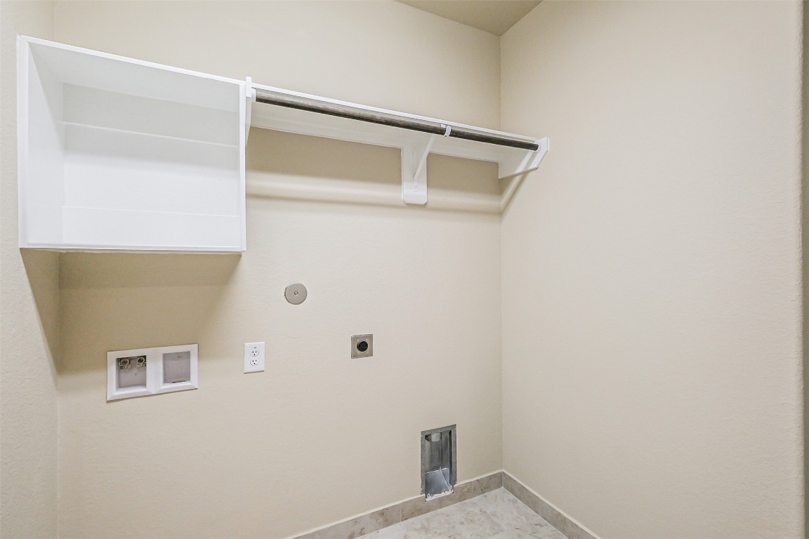 11005 Cres Light Way Houston, TX 77043 - Photo 18 of 22 a view of an empty room