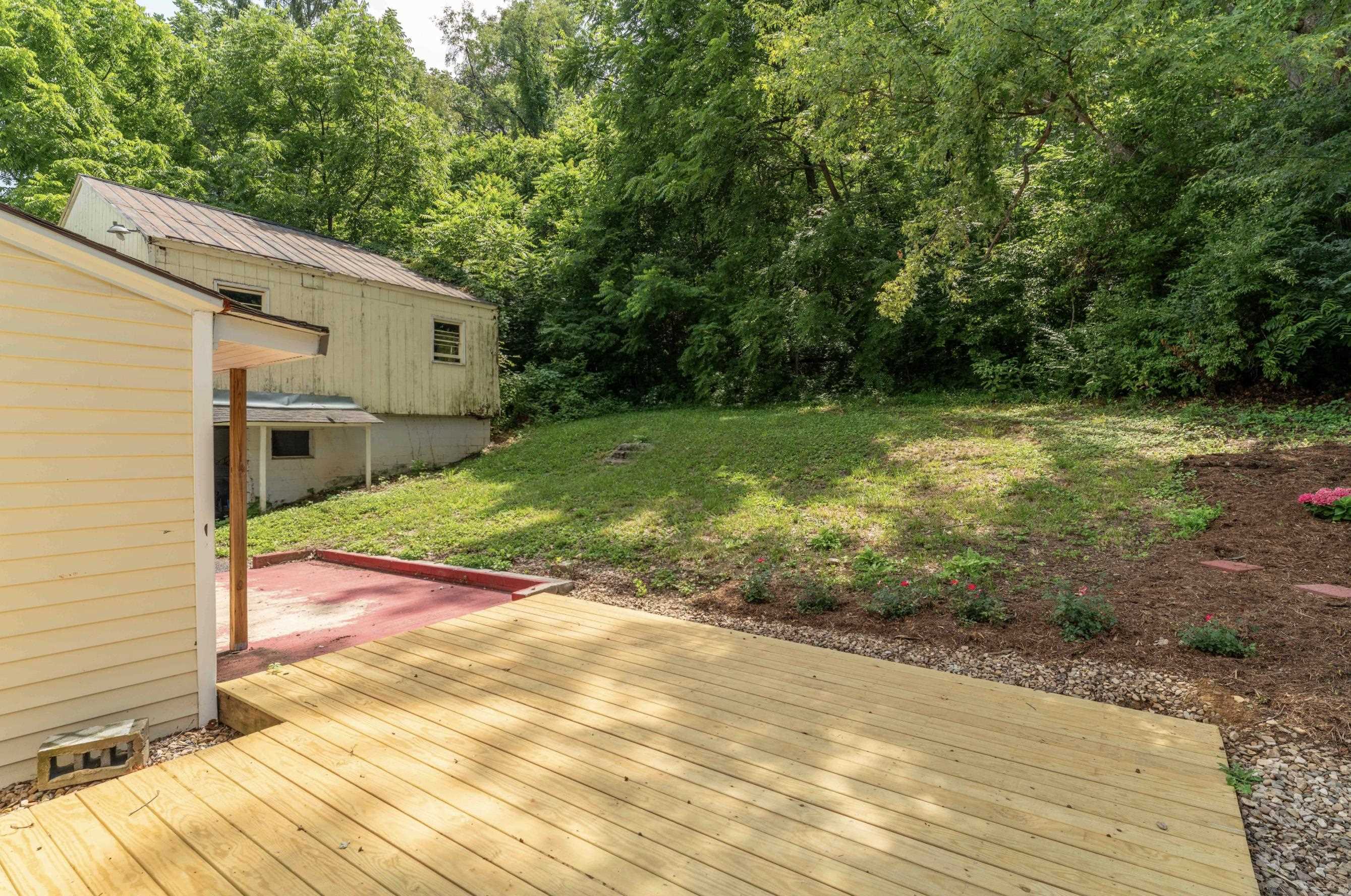 131 Old Hermitage Road Waynesboro, VA 22980 - Photo 31 of 36