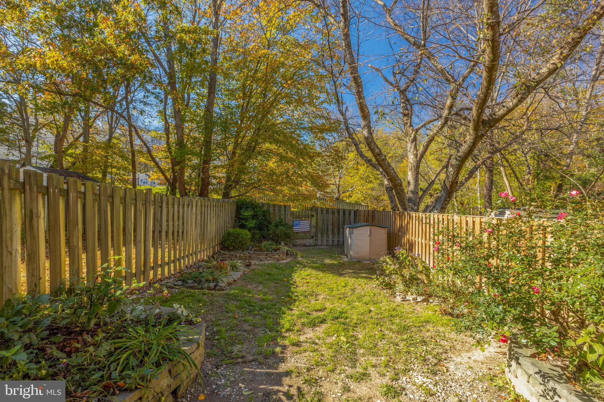 7940 Forest Path Way Springfield, VA 22153 - Photo 41 of 49 The beautiful yard