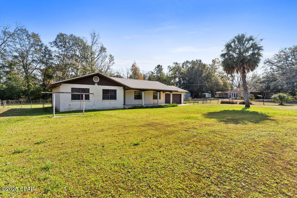 811 Highway 277 Chipley, FL 32428 - Photo 33 of 37