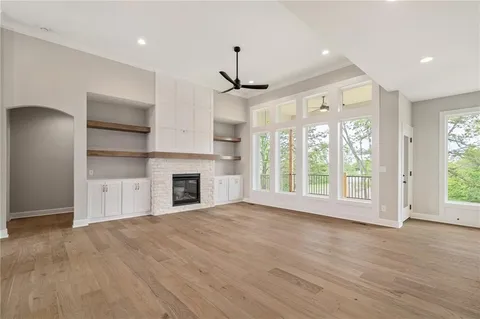 $706,900 | 25030 West 141st Street, Olathe, KS 66061