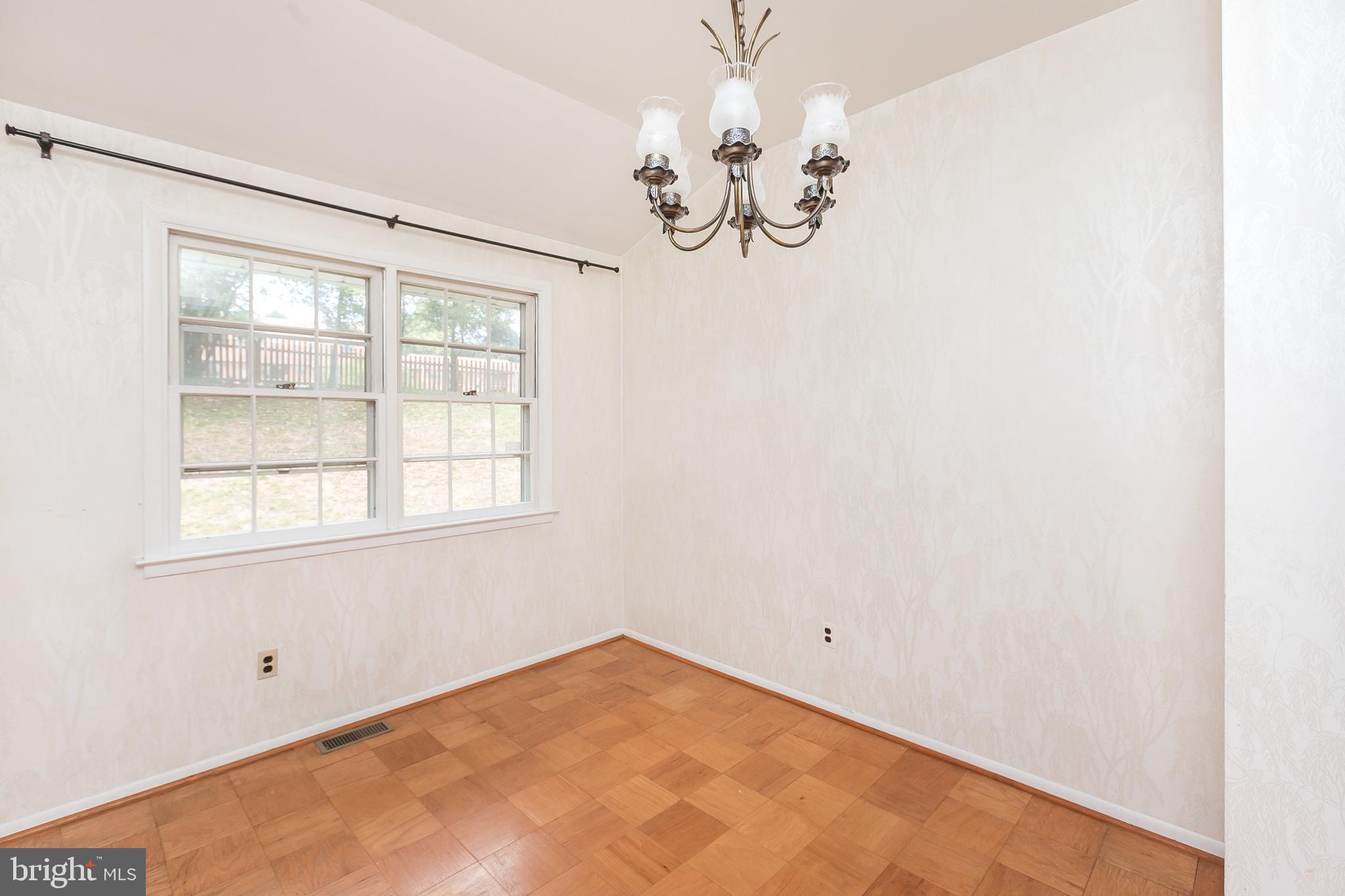 1028 Breezewick Road Towson, MD 21286 - Photo 13 of 27 Gallery Image 13