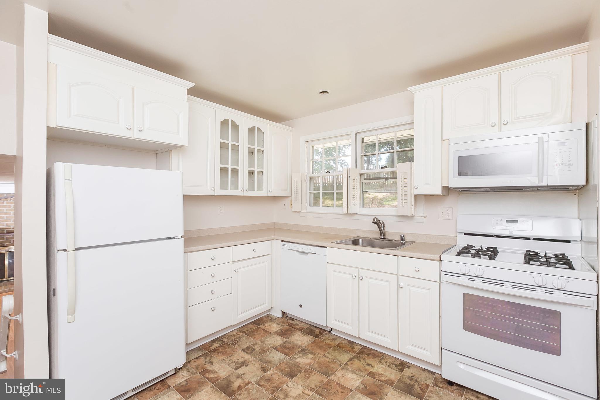 1028 Breezewick Road Towson, MD 21286 - Photo 14 of 27 Gallery Image 14