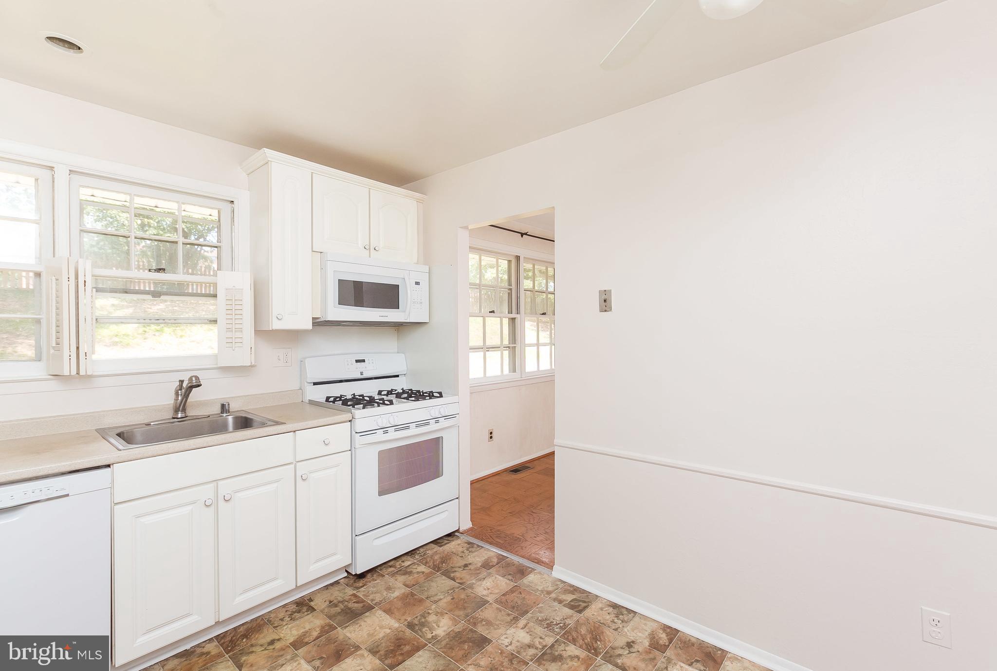 1028 Breezewick Road Towson, MD 21286 - Photo 15 of 27 Gallery Image 15